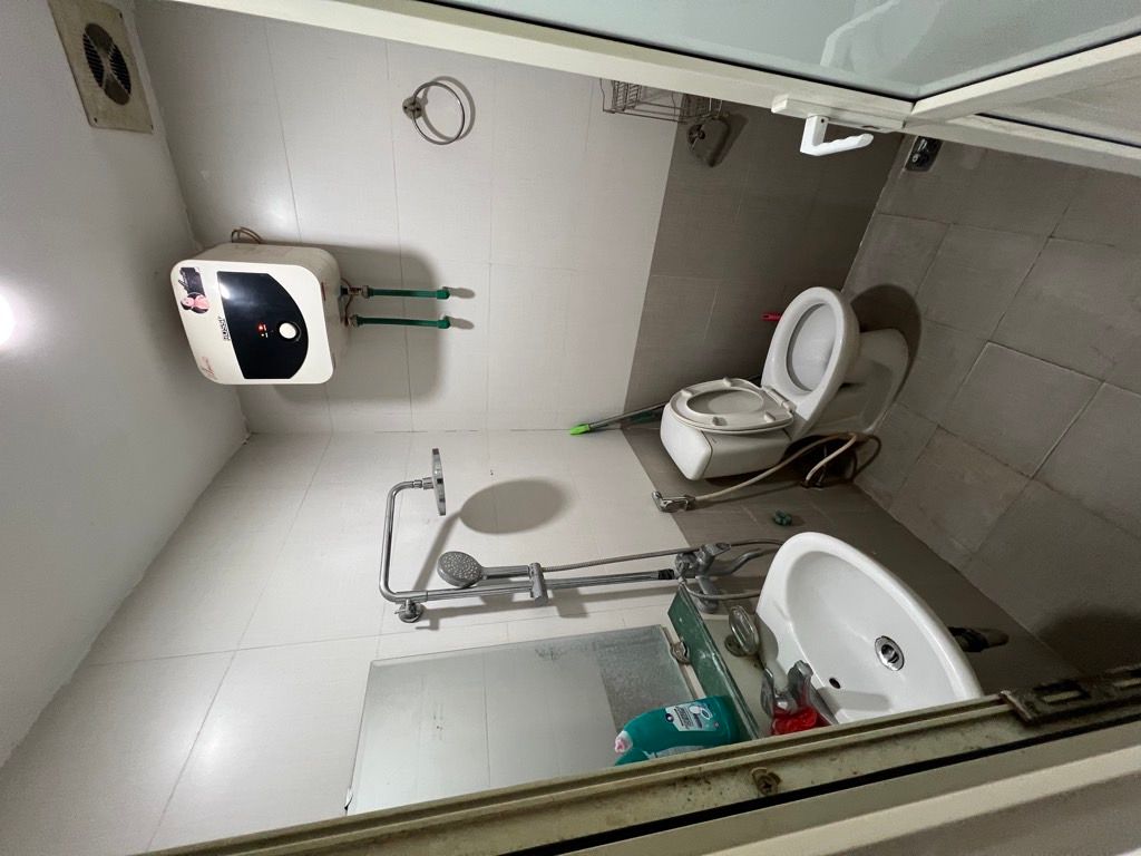 Bán nhà Vân Hồ - diện tích 50m2 6 tầng - Lô góc ô tô đỗ cổng - giá 2,999 tỷ