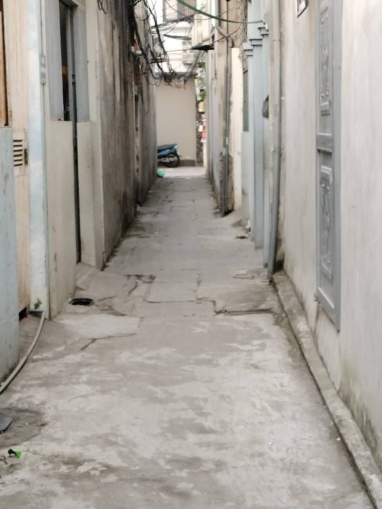 Bán nhà Nam Dư - diện tích 50m2 1 tầng - gần ô tô - giá 2,6 tỷ