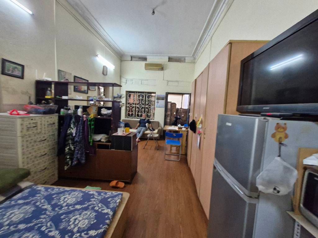 Bán nhà Dương Văn Bé - diện tích 62m2 2 tầng - Lô góc - giá 13,5 tỷ