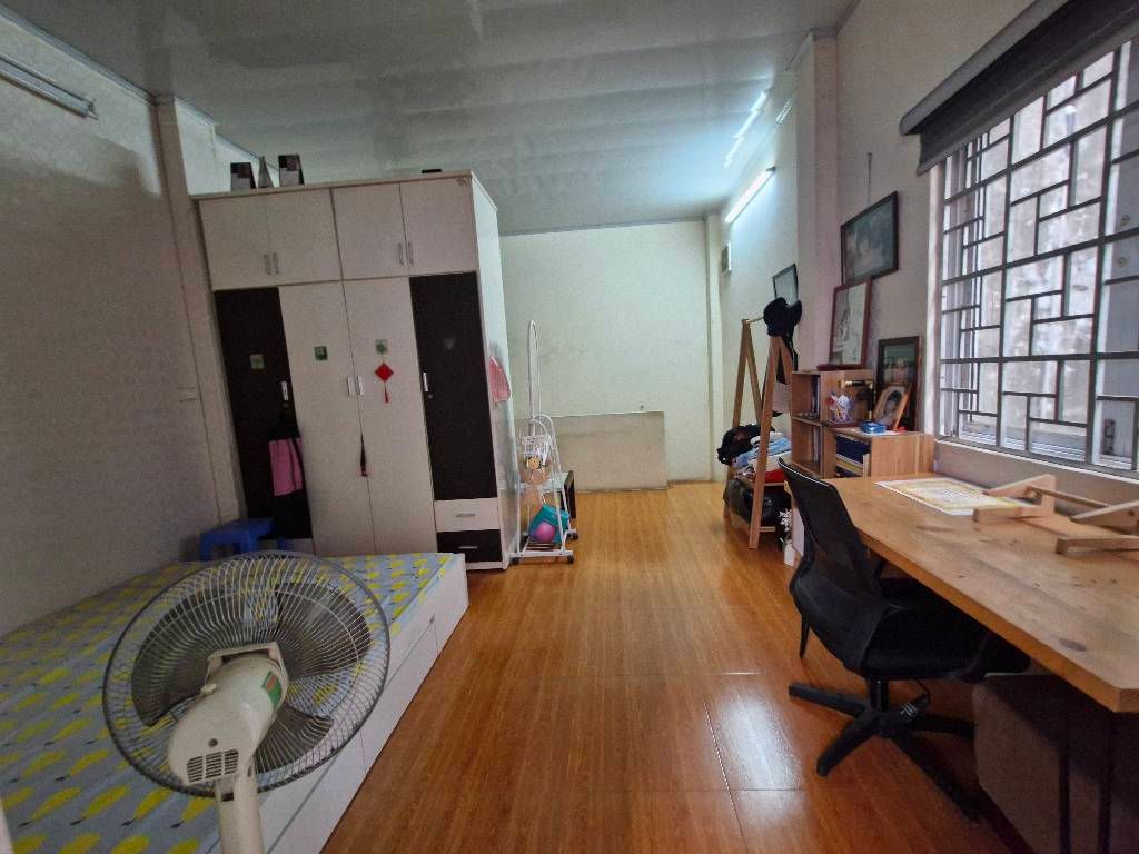 Bán nhà Dương Văn Bé - diện tích 62m2 2 tầng - Lô góc - giá 13,5 tỷ