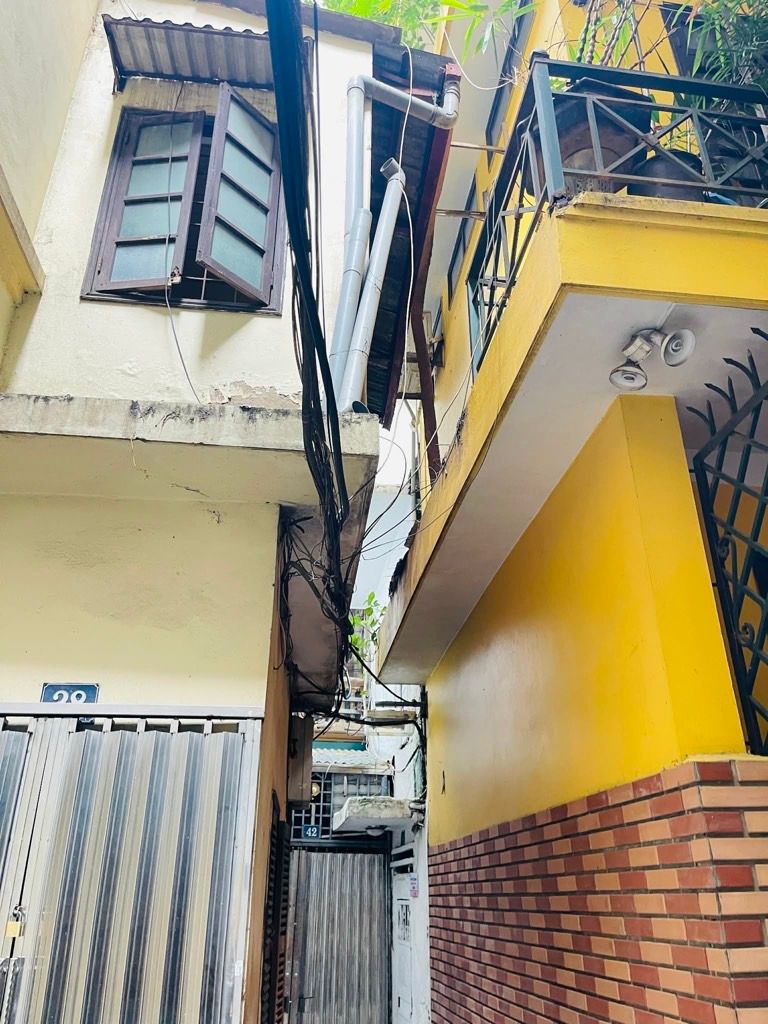 Bán nhà Lê Đại Hành - diện tích 26m2 3 tầng - gần phố - giá 8,5 tỷ