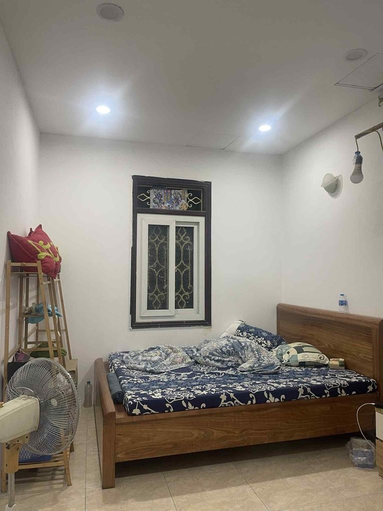 Bán nhà Hoàng Đạo Thành - diện tích 46m2 3 tầng - ô tô đỗ cửa - giá 8,0 tỷ