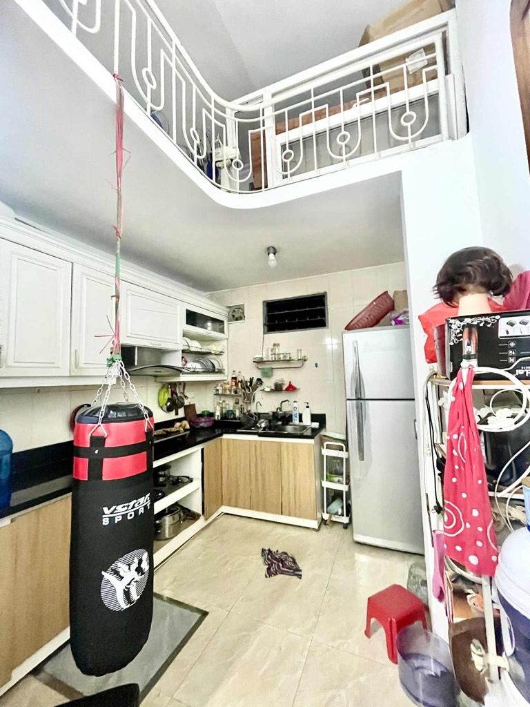 Bán nhà Hoàng Đạo Thành - diện tích 46m2 3 tầng - ô tô đỗ cửa - giá 8,0 tỷ