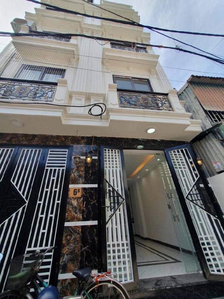 Bán nhà Hưng Phúc - diện tích 40.6m2 5 tầng - Nhà mới kính koong, ngõ nông rộng - giá 9,3 tỷ