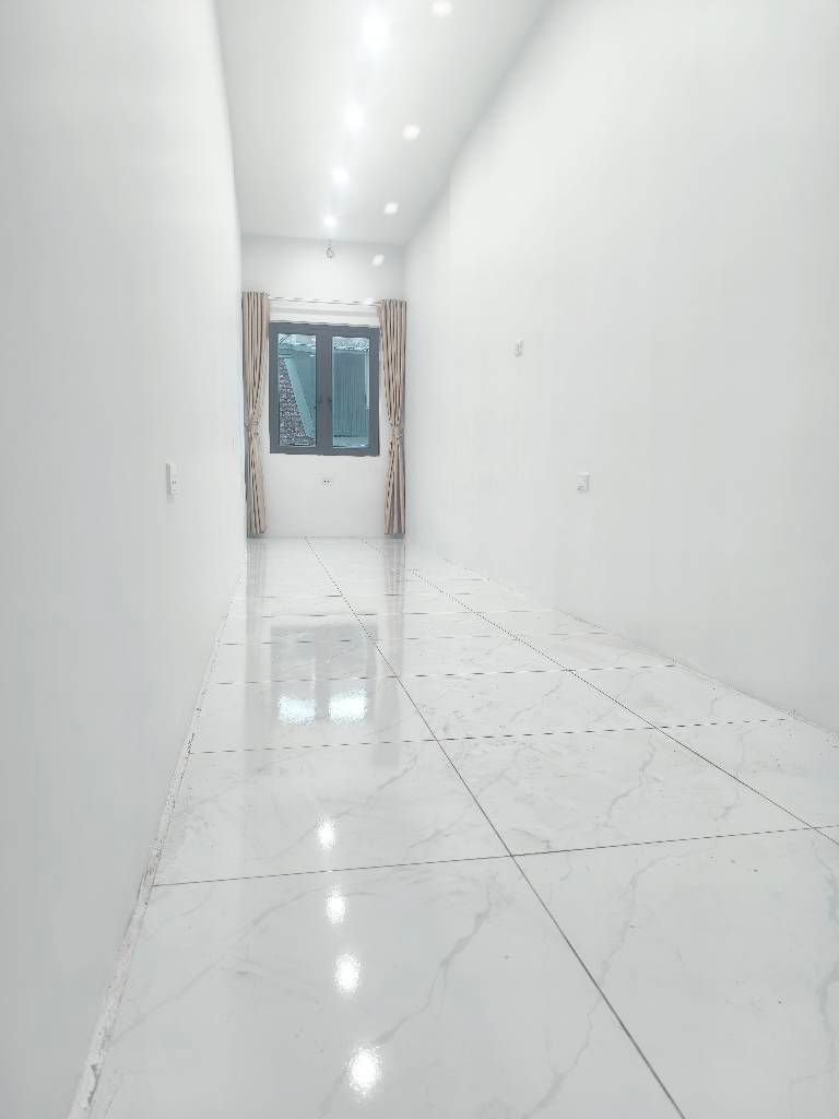 Bán nhà Văn Chương - diện tích 20m2 3 tầng - Ô TÔ TRÁNH ĐỖ TẬN CỬA - giá 3,95 tỷ