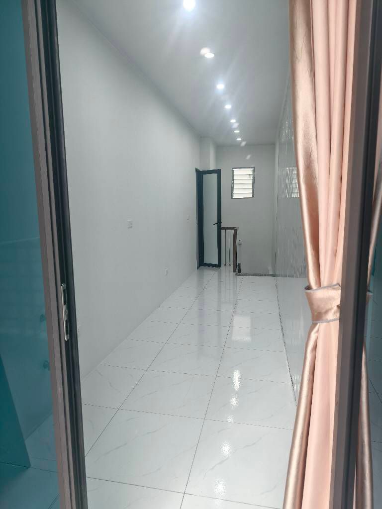 Bán nhà Văn Chương - diện tích 20m2 3 tầng - Ô TÔ TRÁNH ĐỖ TẬN CỬA - giá 3,95 tỷ