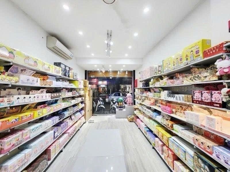 Bán nhà Tôn Đức Thắng - diện tích 35.3m2 6 tầng - Mặt phố kinh doanh đỉnh - giá 19,3 tỷ