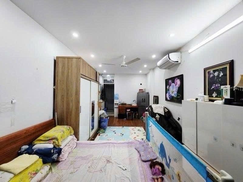 Bán nhà Tôn Đức Thắng - diện tích 35.3m2 6 tầng - Mặt phố kinh doanh đỉnh - giá 19,3 tỷ