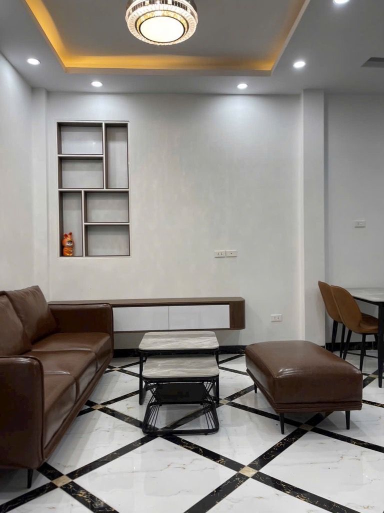 Bán nhà Trương Định - diện tích 31m2 4 tầng - Nhà hiện đại, lộng lẫy - giá 6,7 tỷ