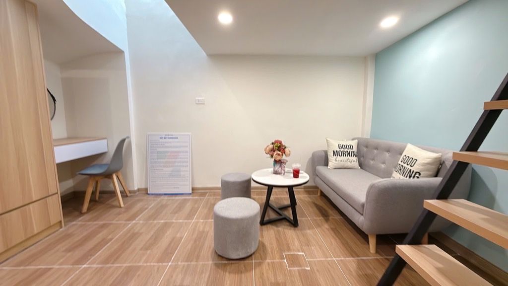 Bán nhà Kim Ngưu - diện tích 50.4m2 5 tầng - Ô TÔ ĐỖ CỬA - giá 12,3 tỷ