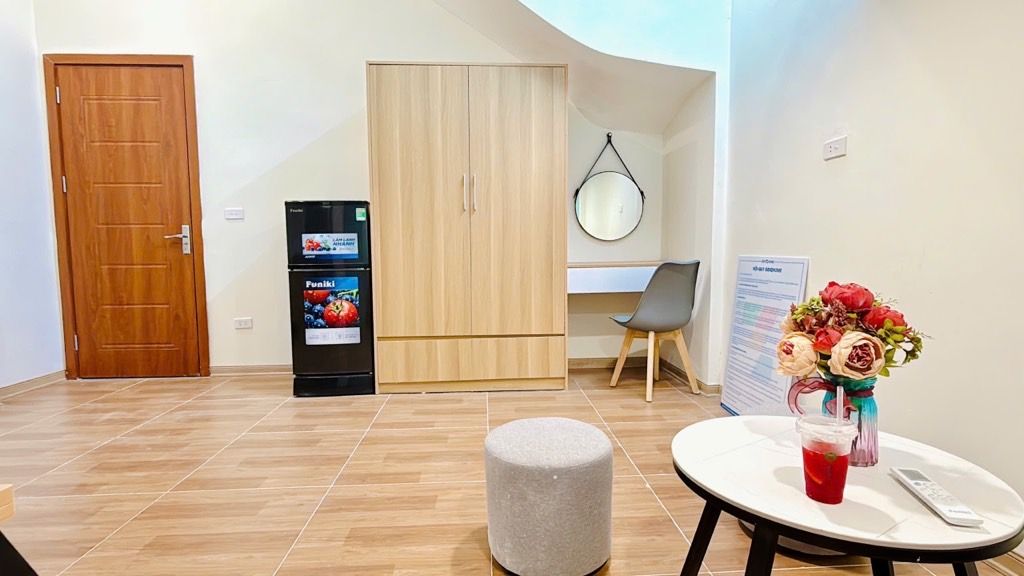 Bán nhà Kim Ngưu - diện tích 50.4m2 5 tầng - Ô TÔ ĐỖ CỬA - giá 12,3 tỷ