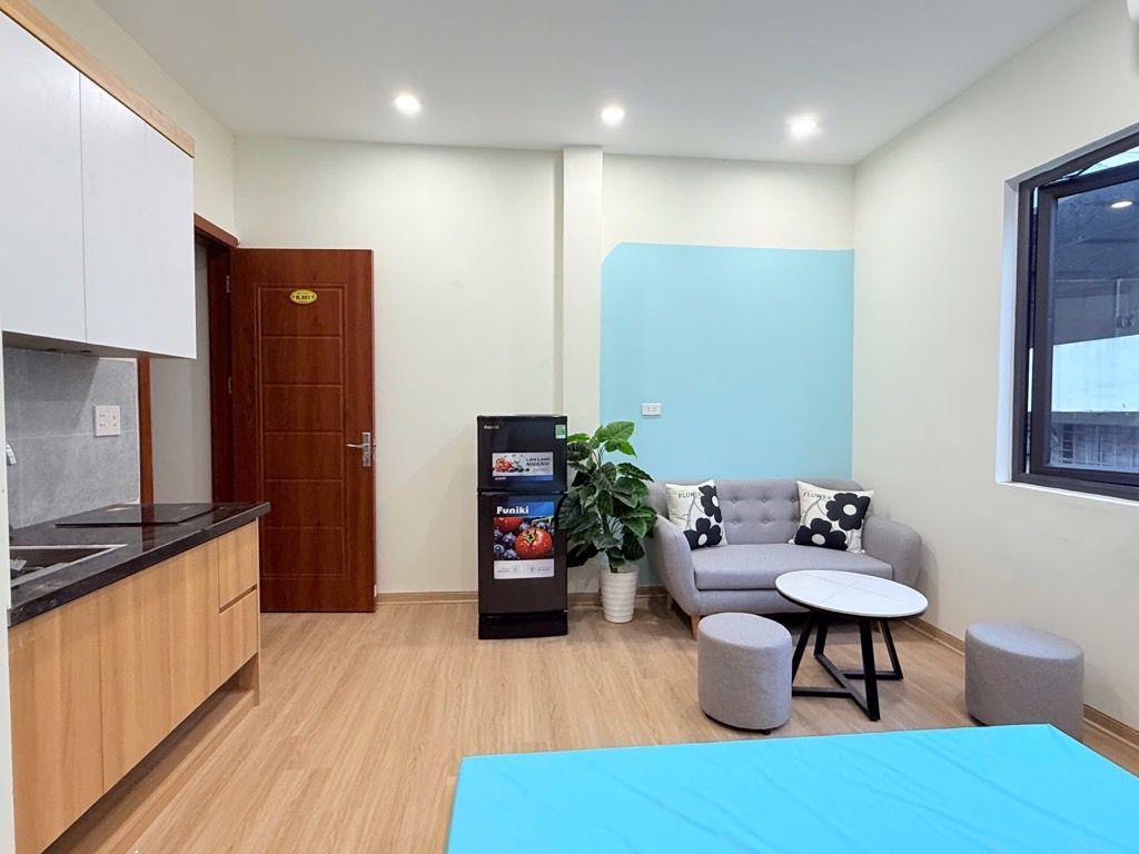 Bán nhà Kim Ngưu - diện tích 50.4m2 5 tầng - Ô TÔ ĐỖ CỬA - giá 12,3 tỷ