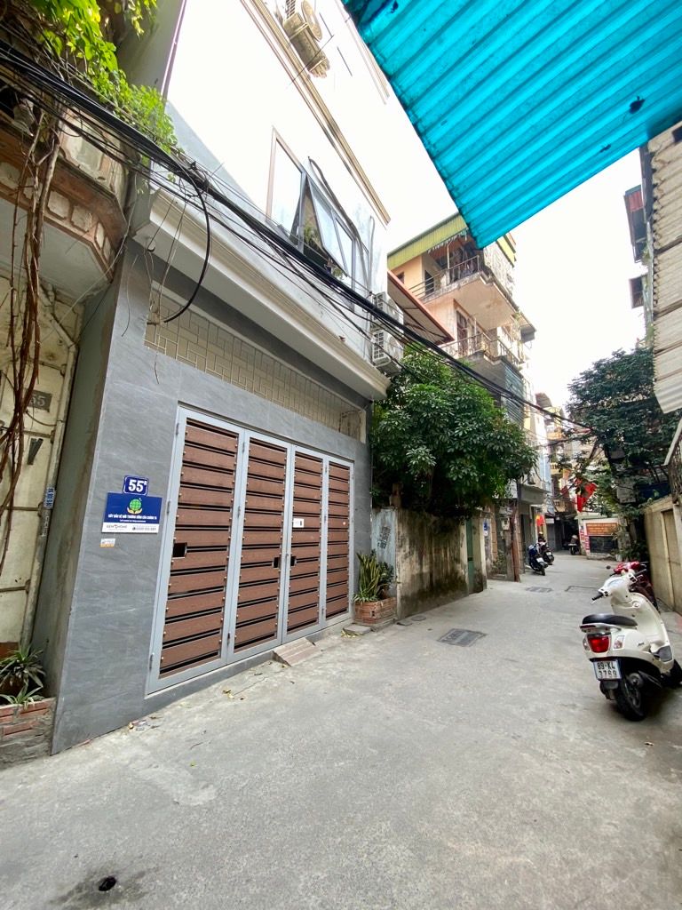 Bán nhà Kim Ngưu - diện tích 50.4m2 5 tầng - Ô TÔ ĐỖ CỬA - giá 12,3 tỷ