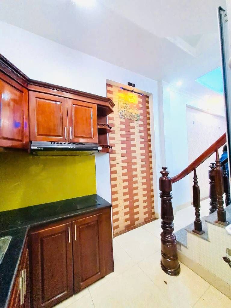 Bán nhà Vĩnh Hưng - diện tích 30m2 5 tầng - Nhà đẹp hiếm có - giá 6,9 tỷ