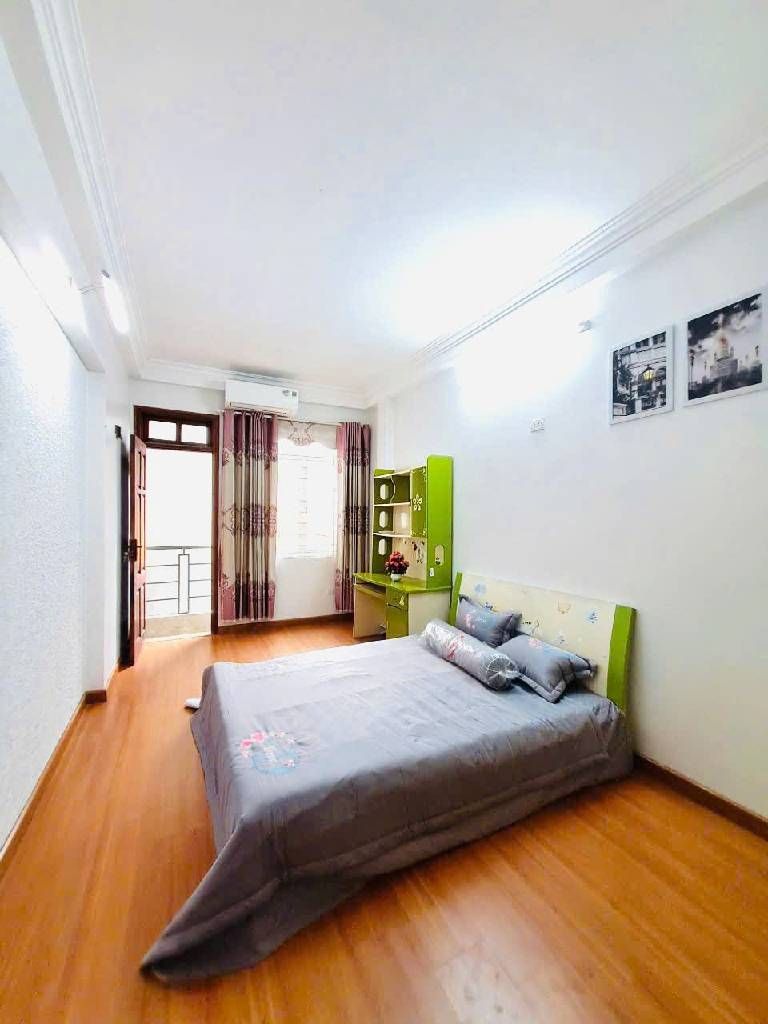 Bán nhà Vĩnh Hưng - diện tích 30m2 5 tầng - Nhà đẹp hiếm có - giá 6,9 tỷ