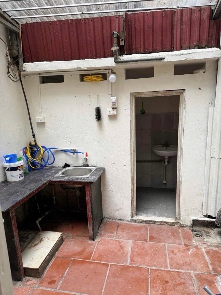 Bán nhà Lĩnh Nam - diện tích 44,5m2 1 tầng - Nhà cấp 4, bán đất vị trí - giá 7,6 tỷ