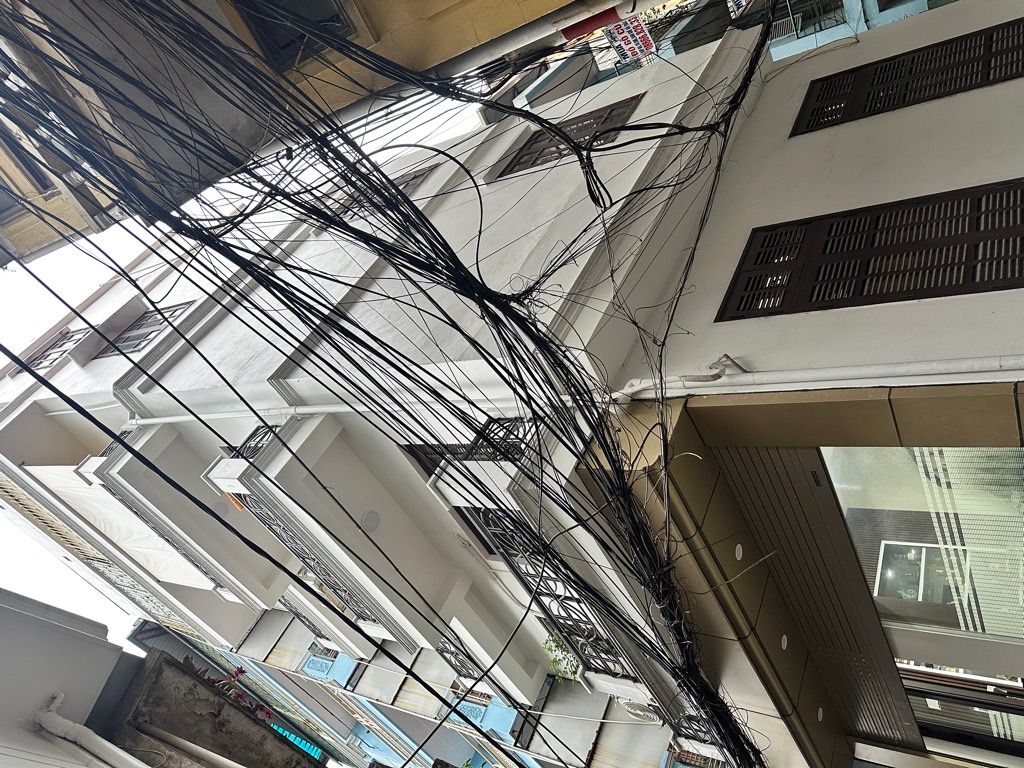 Bán nhà Kim Ngưu - diện tích 29,7m2 5 tầng - Lô góc 3 thoáng - giá 13,2 tỷ