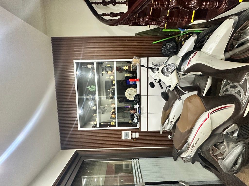 Bán nhà Kim Ngưu - diện tích 29,7m2 5 tầng - Lô góc 3 thoáng - giá 13,2 tỷ