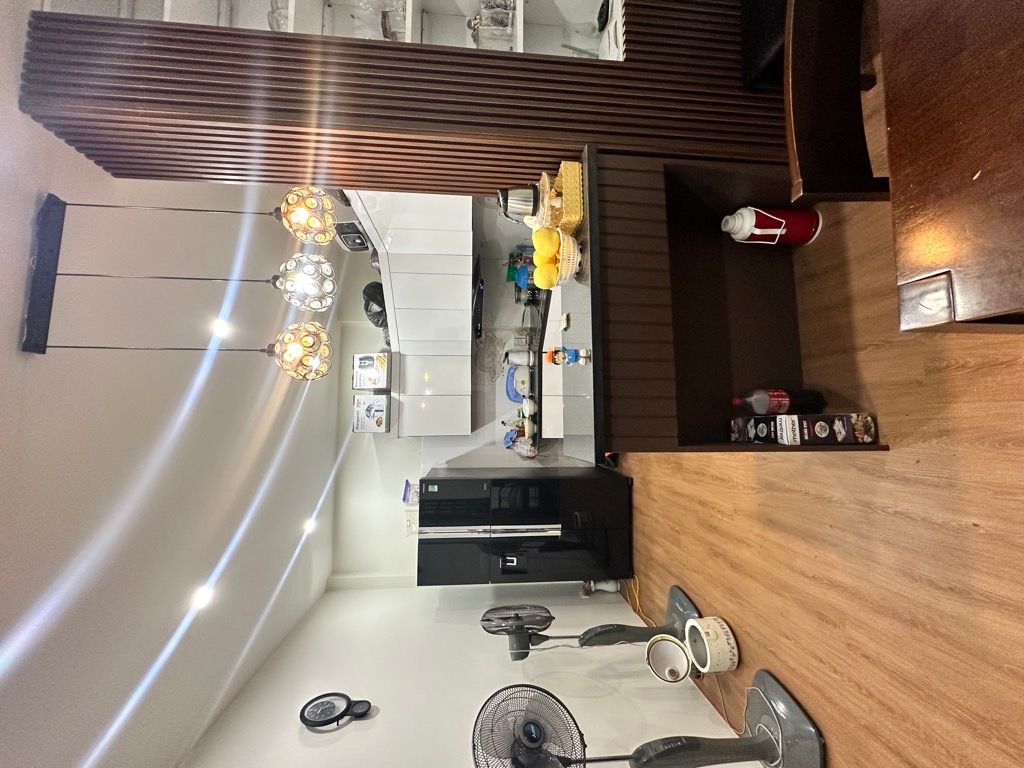 Bán nhà Kim Ngưu - diện tích 29,7m2 5 tầng - Lô góc 3 thoáng - giá 13,2 tỷ