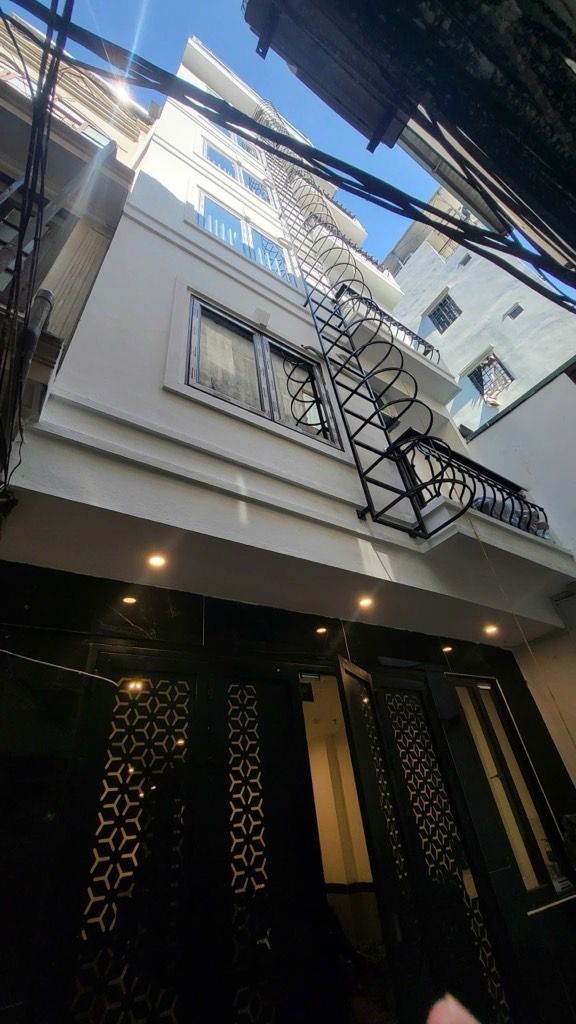 Bán nhà Xã Đàn - diện tích 90.8m2 8 tầng - TOÀ NHÀ CCMN 19 PHÒNG KHÉP KÍN - giá 24,5 tỷ