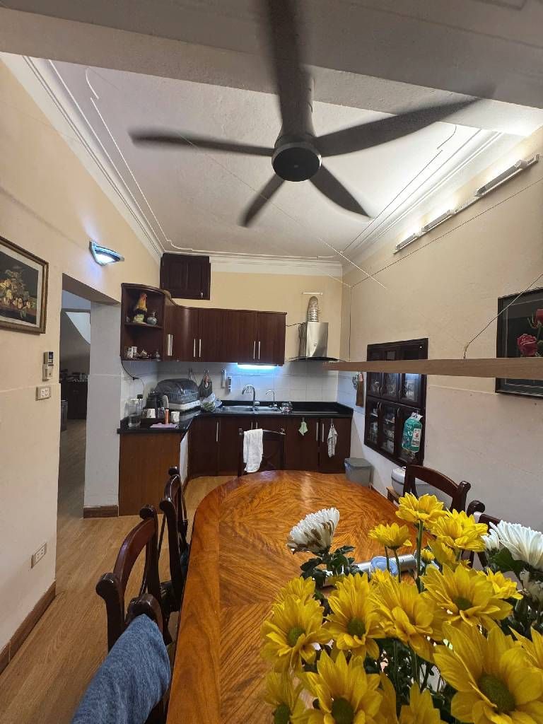 Bán nhà Phạm Ngọc Thạch - diện tích 72,7m2 3 tầng - Biệt thự cổ trong lòng Hà Nội - giá 19,2 tỷ