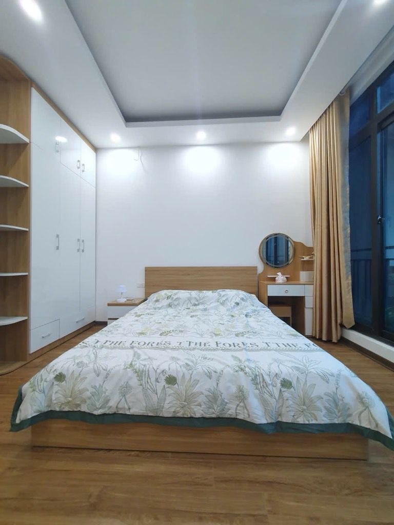 Bán nhà Chợ Khâm Thiên - diện tích 19.1m2 5 tầng - Nhà đẹp hiếm có - giá 5,75 tỷ