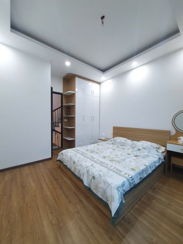 Bán nhà Chợ Khâm Thiên - diện tích 19.1m2 5 tầng - Nhà đẹp hiếm có - giá 5,75 tỷ