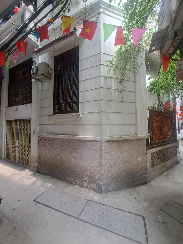 Bán nhà Bùi Xương Trạch - diện tích 54m2 5 tầng - Lô góc 2 thoáng - giá 12,5 tỷ