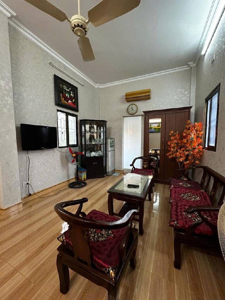 Bán nhà Phan Đình Giót - diện tích 50m2 3 tầng - PHÂN LÔ - Ô TÔ VÀO NHÀ - giá 14,5 tỷ