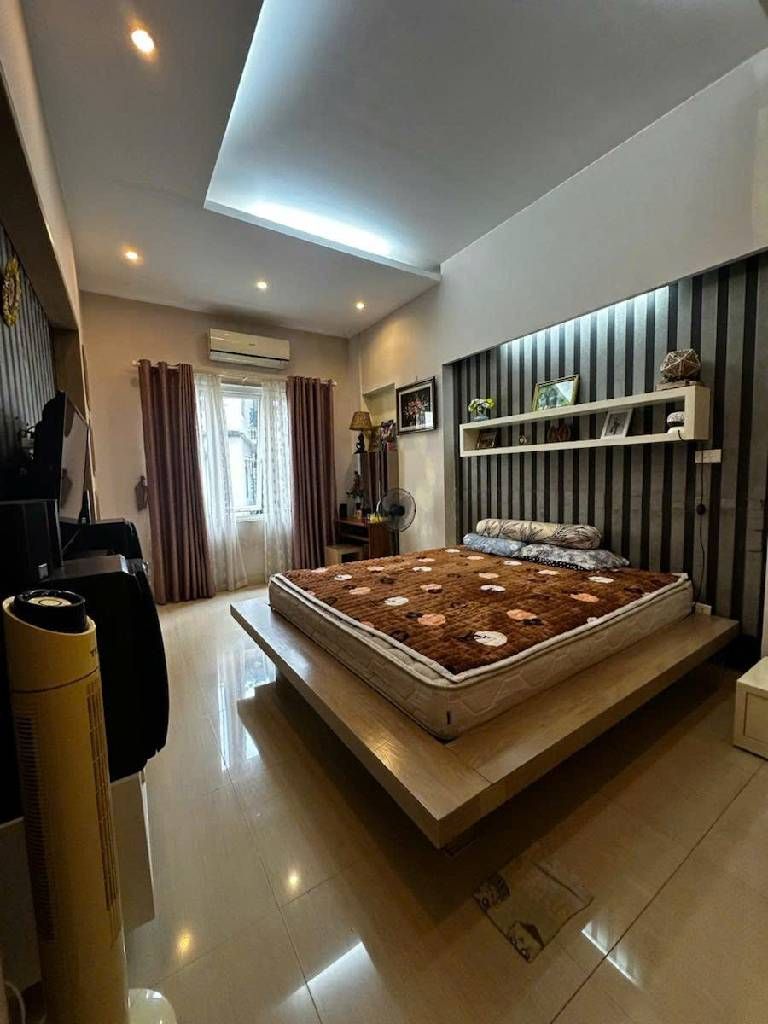 Bán nhà Phan Đình Giót - diện tích 50m2 3 tầng - PHÂN LÔ - Ô TÔ VÀO NHÀ - giá 14,5 tỷ