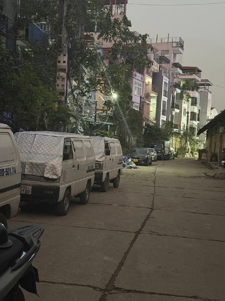 Bán nhà Phan Đình Giót - diện tích 50m2 3 tầng - PHÂN LÔ - Ô TÔ VÀO NHÀ - giá 14,5 tỷ