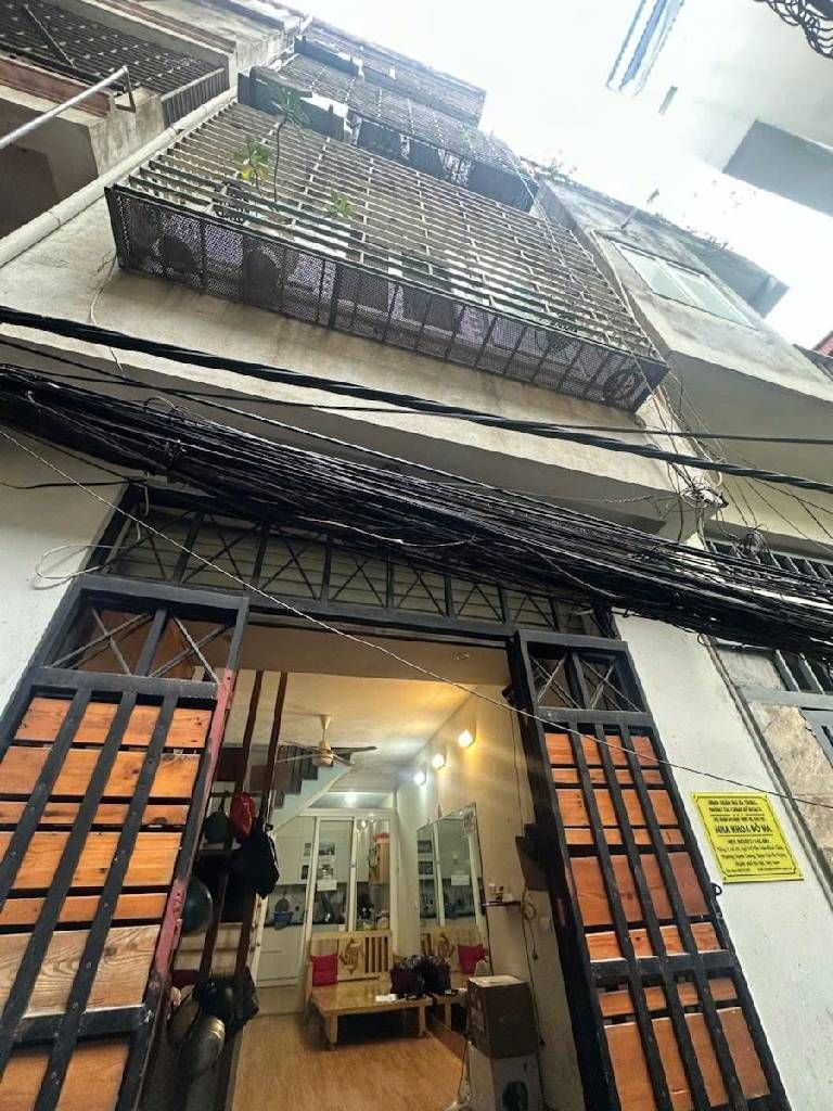 Bán nhà Đê Trần Khát Chân - diện tích 38m2 4 tầng - Nhà đẹp dân xây kiên cố - giá 8,9 tỷ