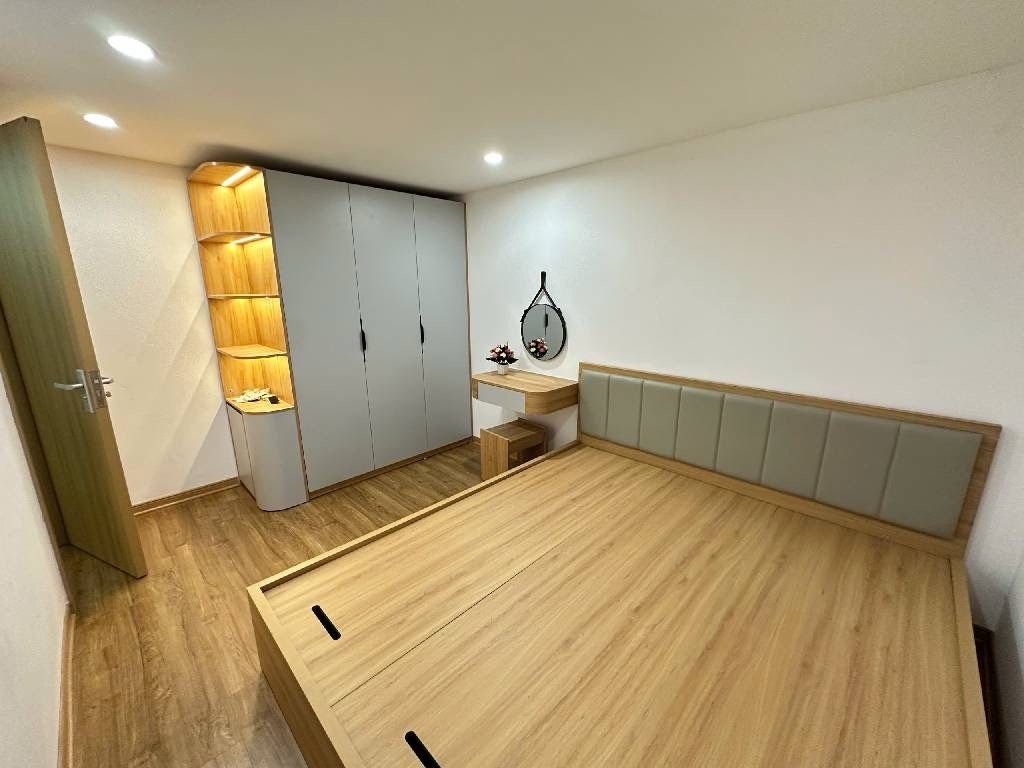 Bán nhà Ngõ Trung Tả - diện tích 22m2 3 tầng - Nhà dâm xây chắc chắn - giá 6,5 tỷ