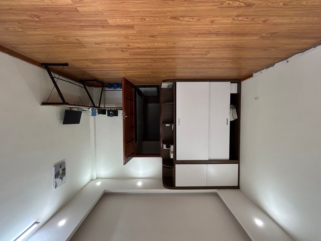 Bán nhà Yên Lạc - diện tích 47m2 5 tầng - Lô góc, thang máy - giá 17,8 tỷ