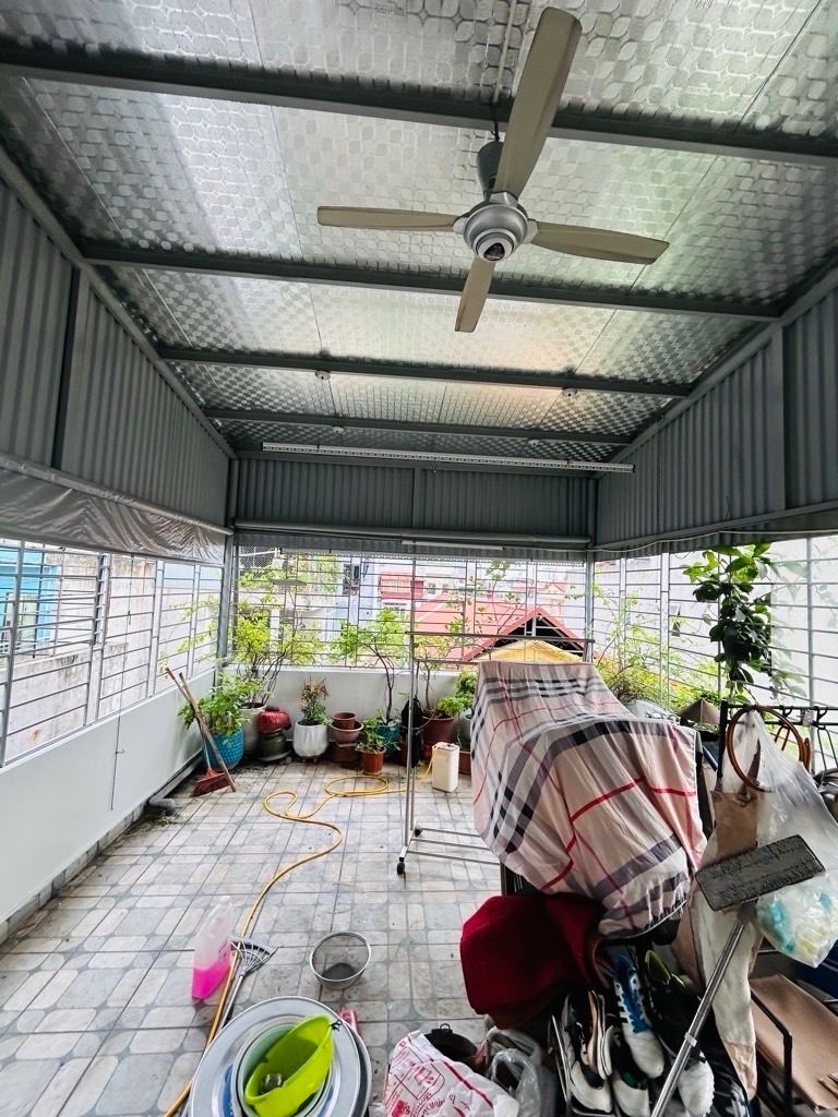 Bán nhà Yên Lạc - diện tích 47m2 5 tầng - Lô góc, thang máy - giá 17,8 tỷ