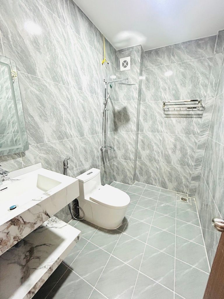 Bán nhà Vĩnh Hưng - diện tích 40.1m2 5 tầng - Phân lô gara ô tô - giá 12,5 tỷ