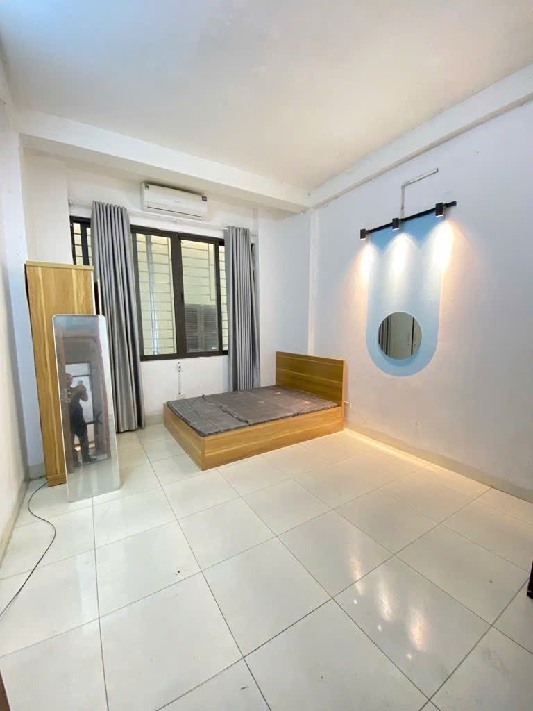 Bán nhà Cát Linh - diện tích 37,8m2 5 tầng - Phân lô 2 mặt ngõ - giá 12,5 tỷ