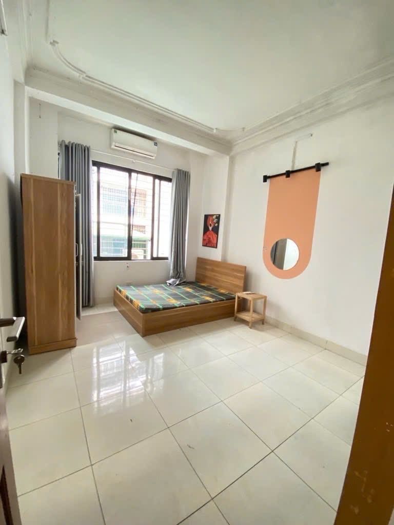 Bán nhà Cát Linh - diện tích 37,8m2 5 tầng - Phân lô 2 mặt ngõ - giá 12,5 tỷ