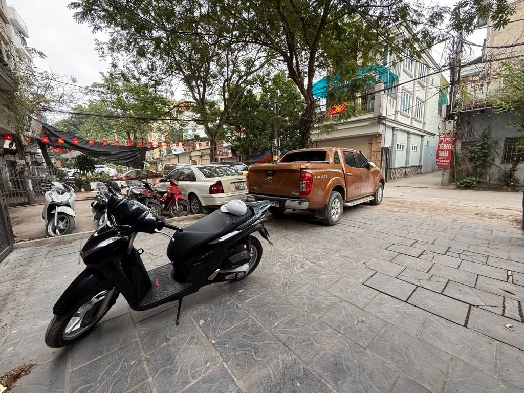 Bán nhà Nguyễn Chính - diện tích 53.5m2 5 tầng - Ô TÔ TẢI ĐỖ TRÁNH - giá 17,8 tỷ