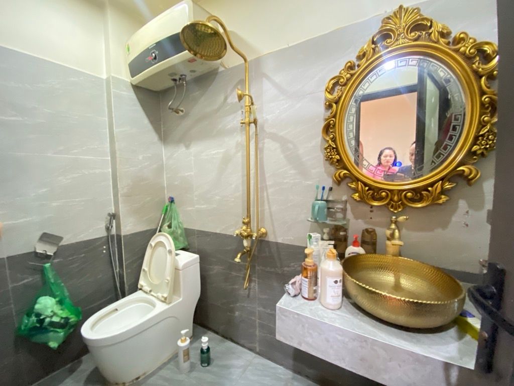 Bán nhà Kim Giang - diện tích 36.3m2 5 tầng - Lô góc 2 mặt thoáng - giá 10,5 tỷ