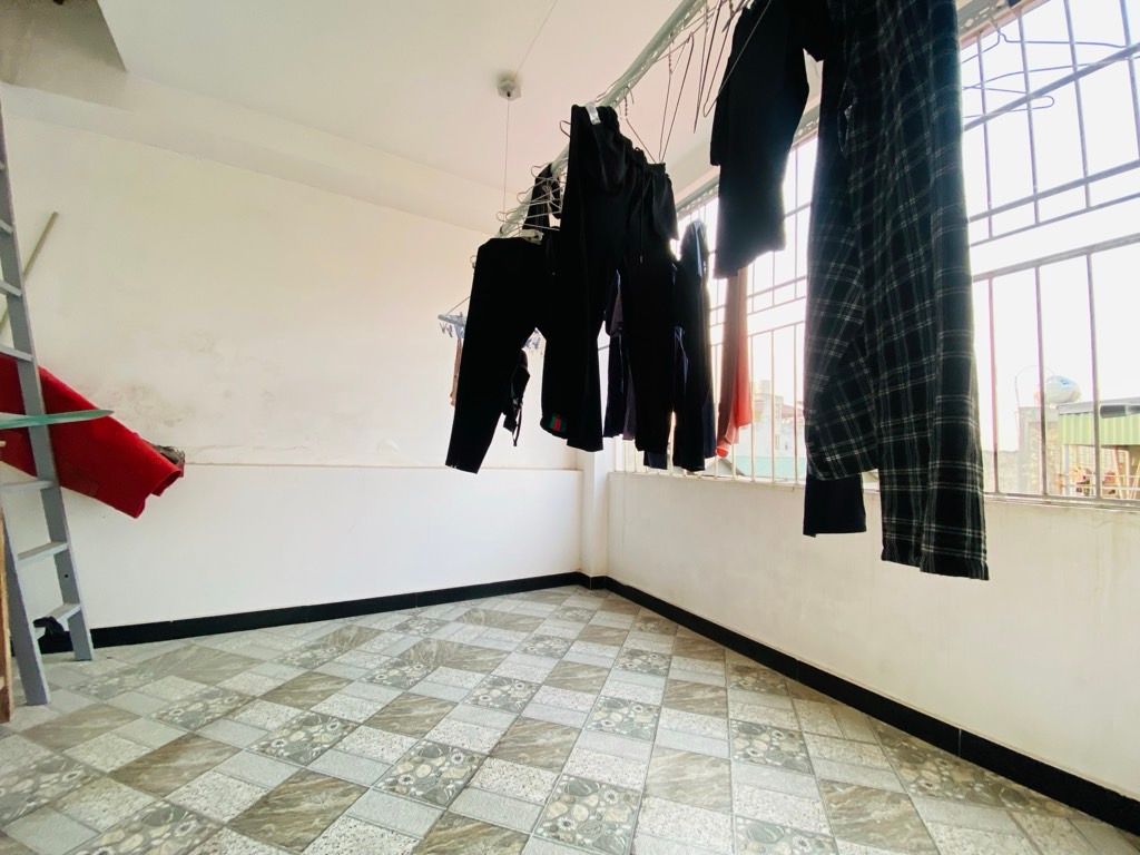 Bán nhà Kim Giang - diện tích 36.3m2 5 tầng - Lô góc 2 mặt thoáng - giá 10,5 tỷ