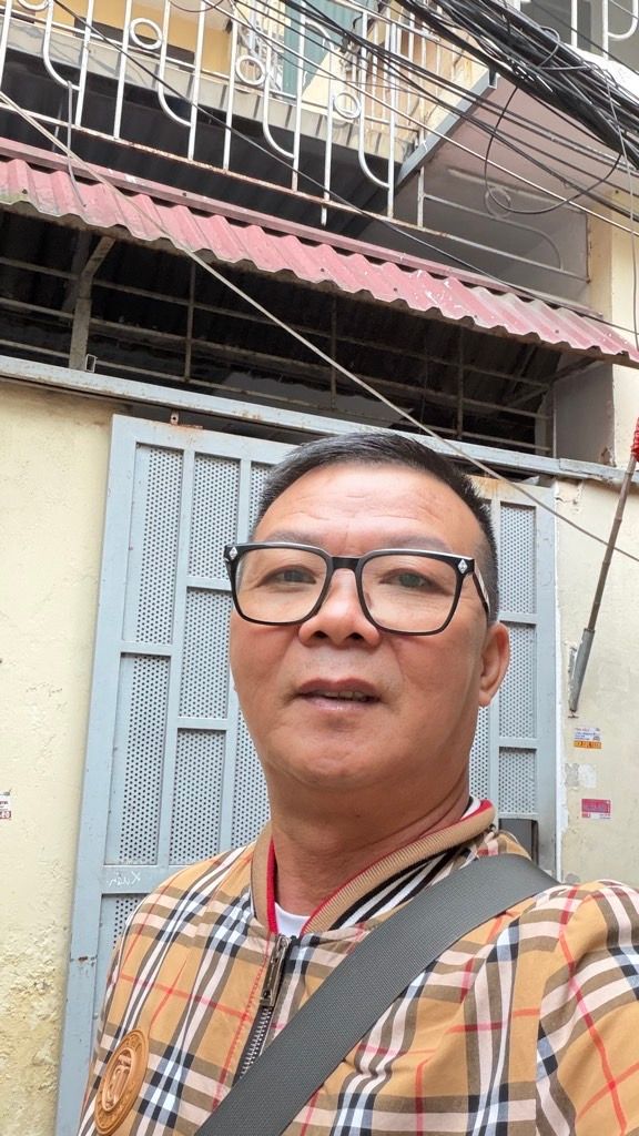 Bán nhà Gốc Đề - diện tích 41m2 3 tầng - Nhà dân xây, gần chợ Hoàng Mai - giá 7,6 tỷ