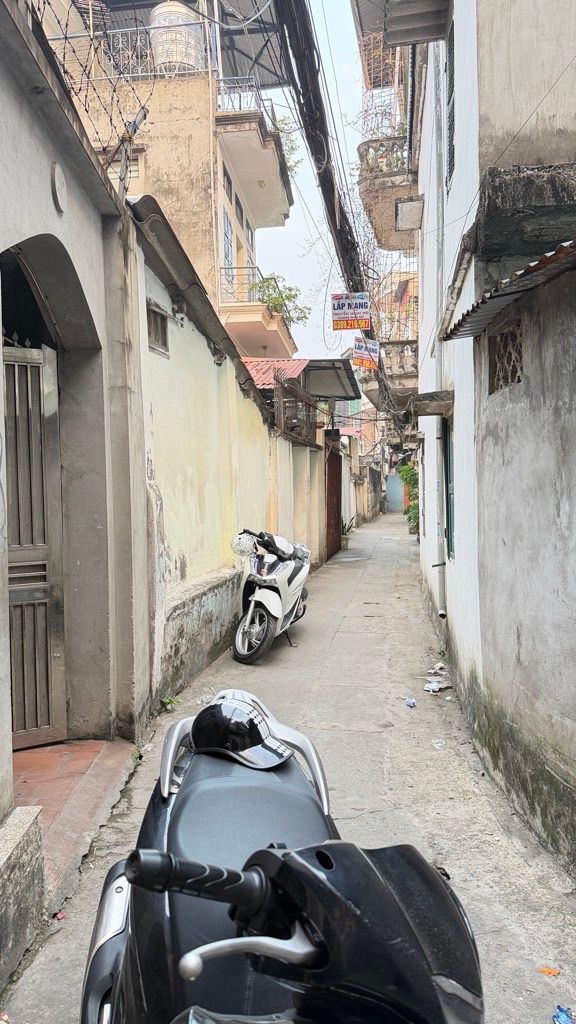 Bán nhà Gốc Đề - diện tích 41m2 3 tầng - Nhà dân xây, gần chợ Hoàng Mai - giá 7,6 tỷ