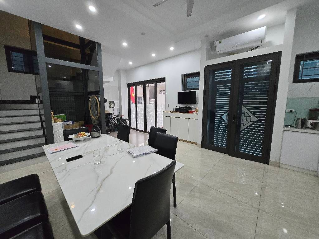 Bán nhà Nguyễn An Ninh - diện tích 42m2 5 tầng - Ô tô lý thuyết - giá 13,5 tỷ