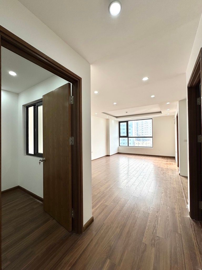 Bán nhà Trần Hoà - diện tích 86.8m2 8 tầng - Căn hộ 3 ngủ - giá 7,19 tỷ