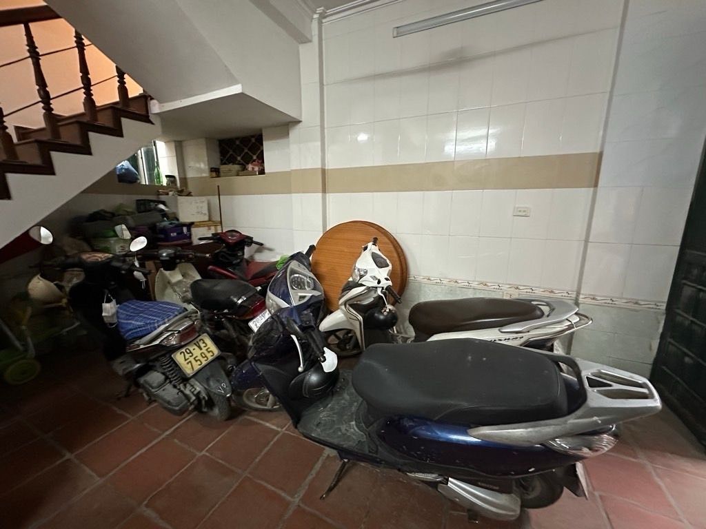 Bán nhà Tô Vĩnh Diện - diện tích 53.8m2 4 tầng - Ngõ ô tô tránh, ô tô 7 chỗ vào nhà - giá 21 tỷ