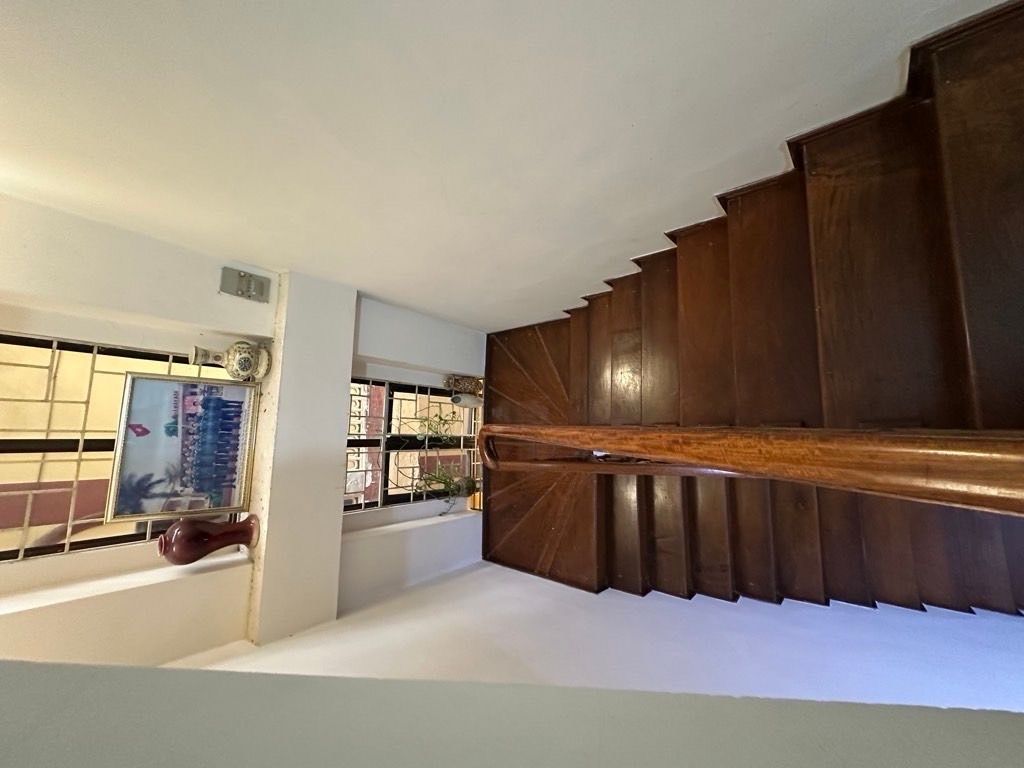 Bán nhà Tô Vĩnh Diện - diện tích 53.8m2 4 tầng - Ngõ ô tô tránh, ô tô 7 chỗ vào nhà - giá 21 tỷ