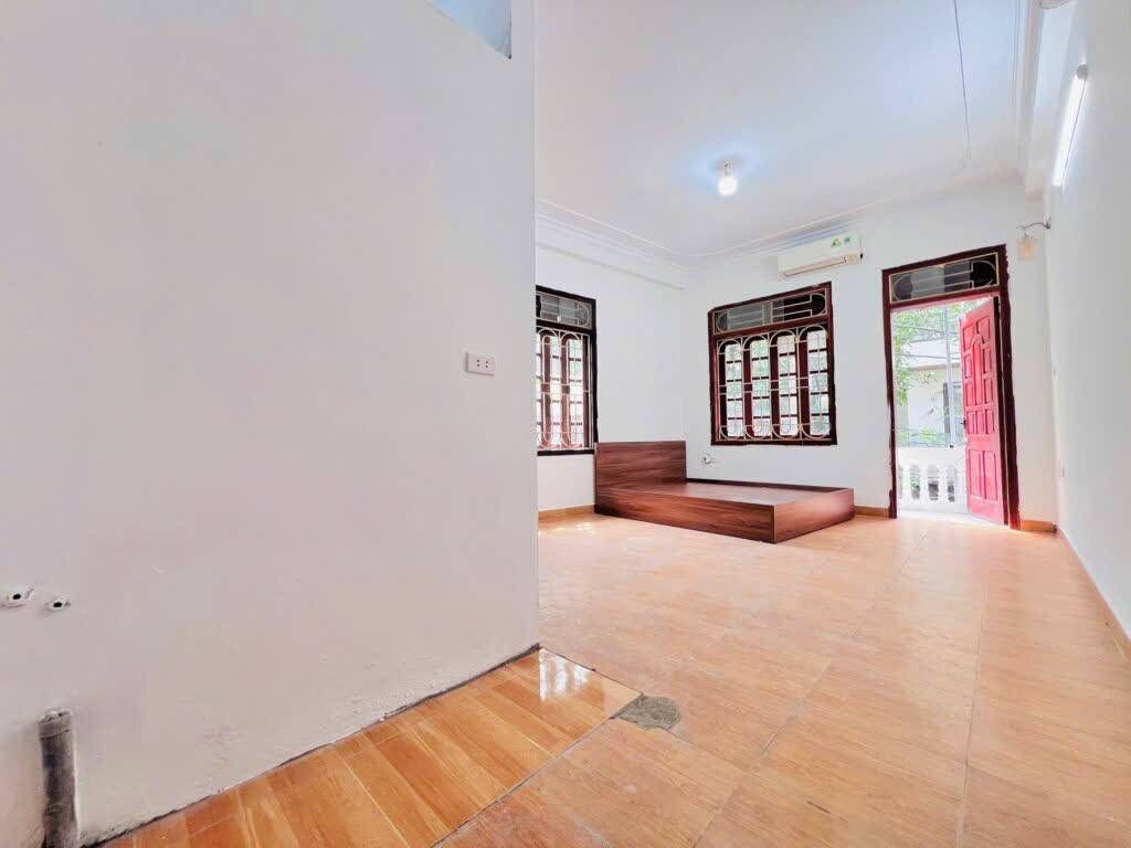 Bán nhà Kim Giang - diện tích 75m2 4 tầng - Hai mặt thoáng - giá 18,5 tỷ