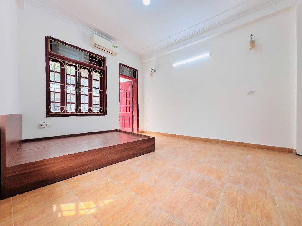 Bán nhà Kim Giang - diện tích 75m2 4 tầng - Hai mặt thoáng - giá 18,5 tỷ