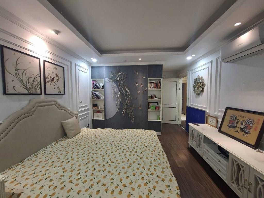 Bán nhà Tây Nam Linh Đàm - diện tích 134.5m2 1 tầng - Căn hộ 3 phòng ngủ - giá 13,5 tỷ